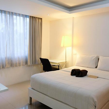 Baanpoon Apartment チャウエン エクステリア 写真