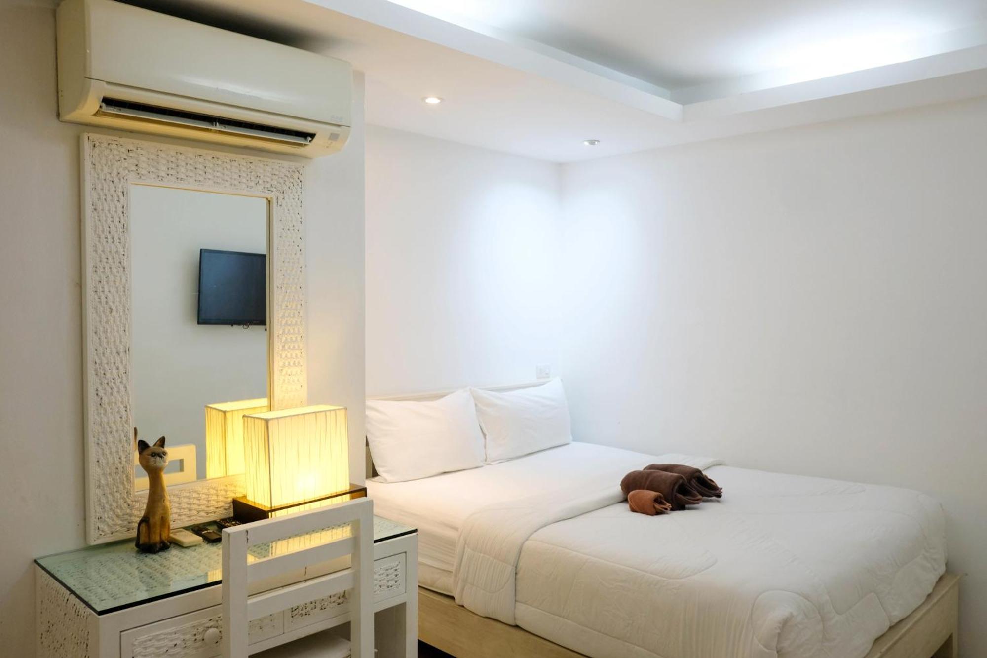 Baanpoon Apartment チャウエン エクステリア 写真
