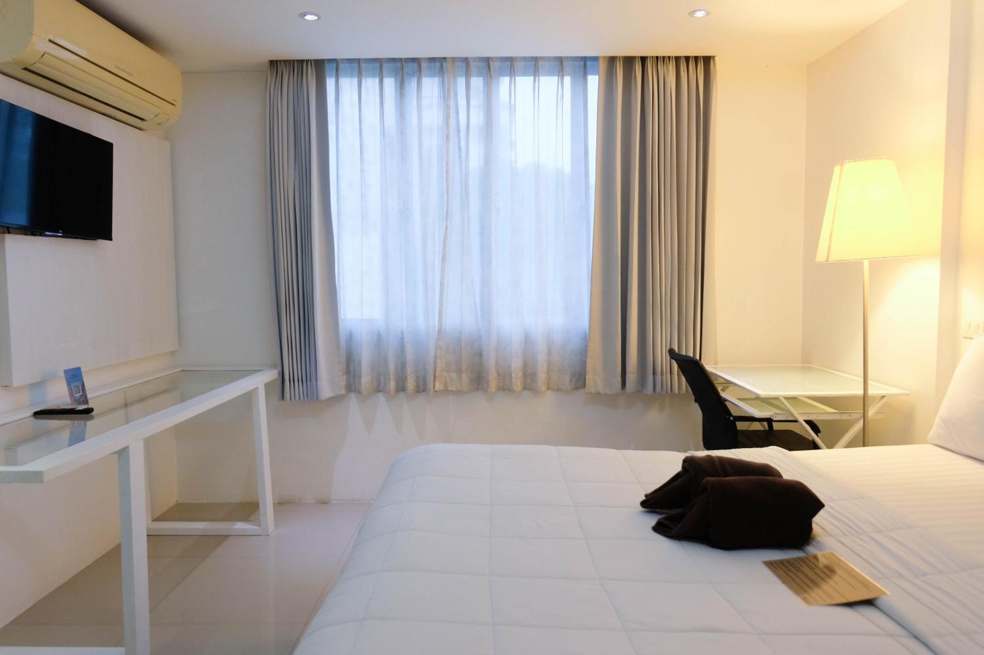 Baanpoon Apartment チャウエン エクステリア 写真
